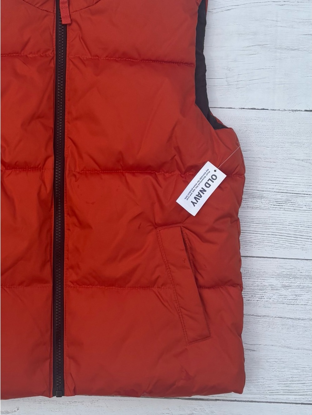Old Navy Boys Medium Orange Puffer Vest NWT Lightweight Fall Spring Layering - Picture 6 of 6